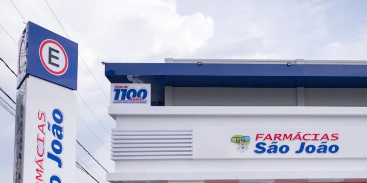 Fim da escala 6×1: com 25 mil funcionários, maior rede de farmácias do RS adota 5×2 'para não ser surpreendida'